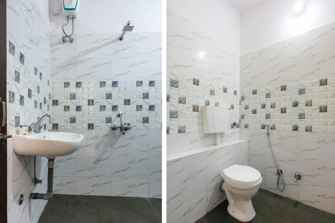 Oyo 43851 Hotel Virasat Māndu Εξωτερικό φωτογραφία